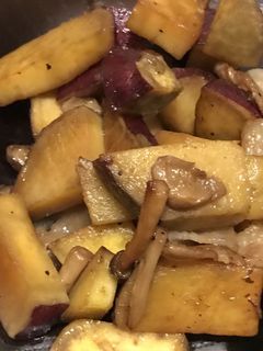 さつまいもとぶなしめじのバター醤油炒め-レシピのメイン写真