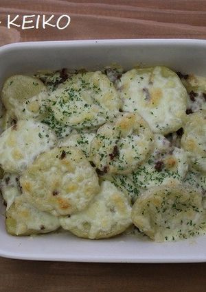 じゃがいもと甘辛ひき肉のチーズ焼き-レシピのメイン写真