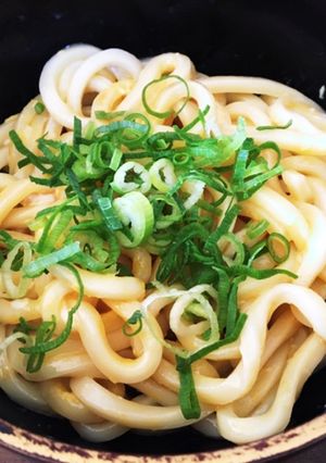 簡単レンジで基本の釜玉うどん-レシピのメイン写真