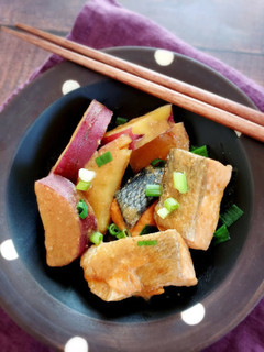 新米に!鮭とさつまいものみそバター煮-レシピのメイン写真