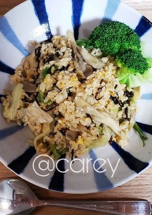 ★グラスフェッドバターと塩昆布の炒飯★-レシピのメイン写真