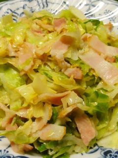 *キャベツとベーコンの炒め*-レシピのメイン写真