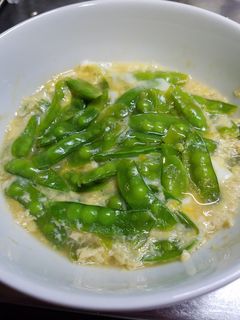 超簡単!レンジでキヌサヤの玉子とじ-レシピのメイン写真