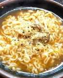 サッポロ一番 ごま味ラーメンできのこそば