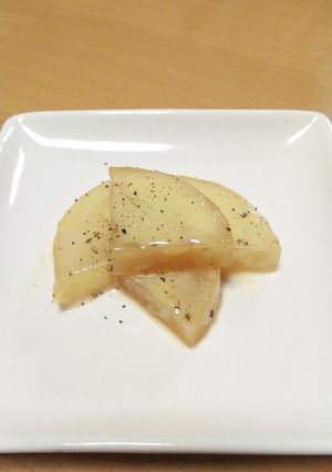 レンジで簡単！チーズ乗せ 大根の煮物？-レシピのメイン写真