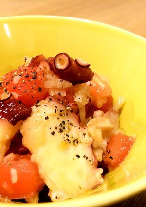 お酒がすすむ〜♪◆タコとトマトのマリネ-レシピのメイン写真