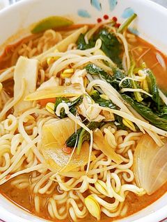 鍋の〆にサッポロ一番みそラーメン-レシピのメイン写真