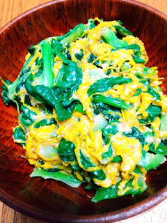 菊とほうれん草のピーナッツみそ和え-レシピのメイン写真