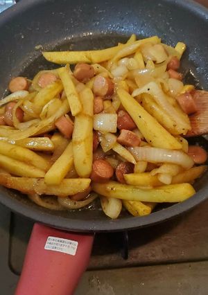 ジャガ玉ウインナーのカレー粉炒め！-レシピのメイン写真