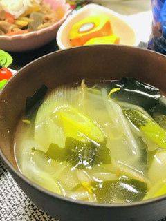 ネギともやしとワカメのお味噌汁-レシピのメイン写真