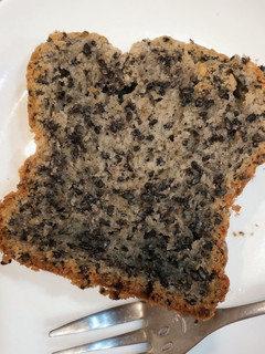 簡単♪黒ゴマケーキ-レシピのメイン写真