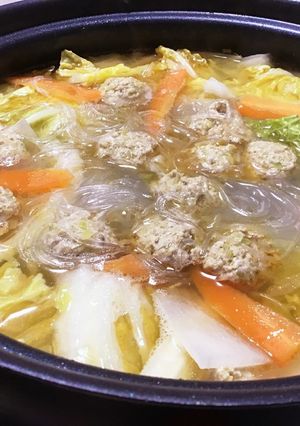 カレー風味の肉団子鍋-レシピのメイン写真