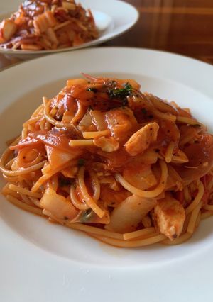 簡単！白菜と蒸し鶏のヘルシートマトパスタ-レシピのメイン写真