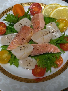 ほたてとサーモンの霜降りわさびサラダ☆-レシピのメイン写真