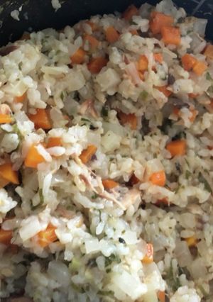 簡単離乳食☆鯖の水煮缶で炊き込みご飯-レシピのメイン写真