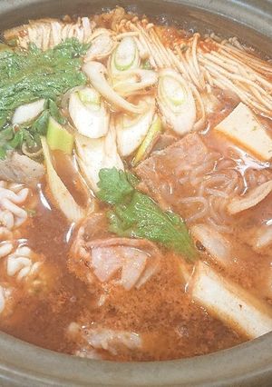 鱈と豚肉入りのキムチ鍋-レシピのメイン写真