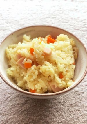 お魚ソーセージ入り♫カレー炊き込みご飯-レシピのメイン写真