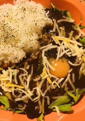レトルト●チーズ＆たまごのサラダカレー-レシピのメイン写真