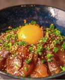 おかわり確実！トビウオの韓国風ユッケ丼