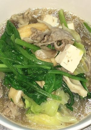 豚バラ肉とキャベツと舞茸の豚骨スープ煮-レシピのメイン写真