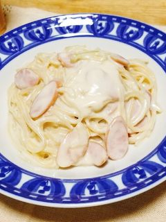 玉ねぎとソーセージのクリームパスタ-レシピのメイン写真