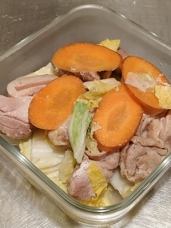 白菜と鶏とにんじんの蒸し煮-レシピのメイン写真