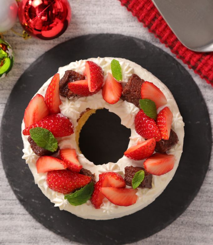 苺のケーキ様 専用 おまとめ2点 ローズリース、 クリスマスローズ