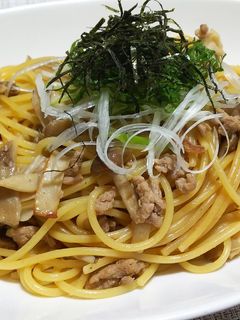 タップリきのこ と挽肉のわさび醤油パスタ-レシピのメイン写真