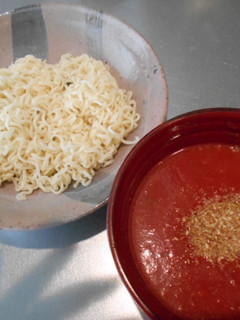 トマトジュースのつけ麺-レシピのメイン写真
