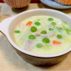 รูปของ しお豆入り♪鶏肉と白菜のクリームシチュー