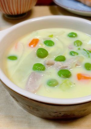 しお豆入り♪鶏肉と白菜のクリームシチュー-レシピのメイン写真