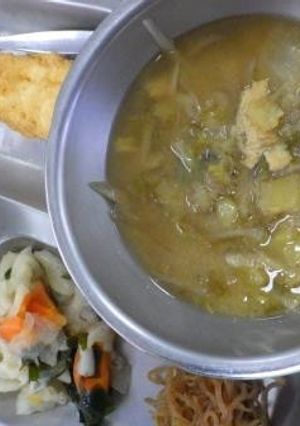 秋冬野菜の味噌汁　河内長野市学校給食-レシピのメイン写真