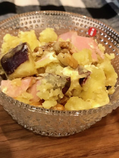 簡単 さつまいもとくるみのデリ風サラダ-レシピのメイン写真