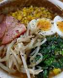 サッポロ一番ごま味ラーメン　ナムルのせ