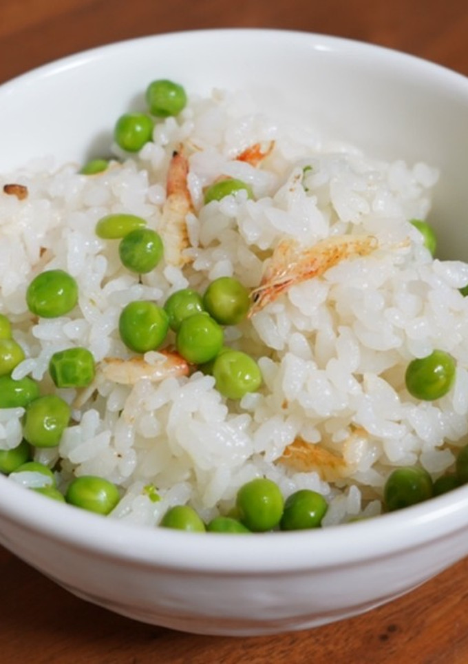 冷凍グリーンピースと桜海老の炊き込みご飯-レシピのメイン写真