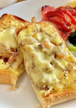 肉炒めトースト！　　タロの弁当朝食編-レシピのメイン写真