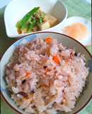 雑穀とたっぷり白滝のヘルシー炊き込みご飯