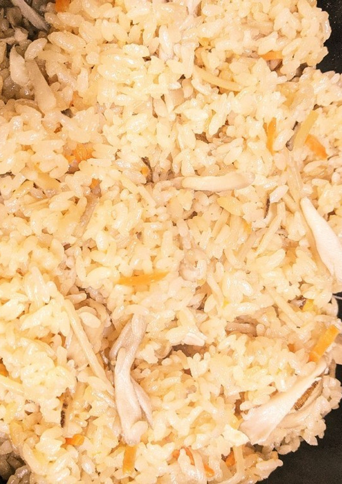 簡単すぎる炊き込みご飯♪-レシピのメイン写真