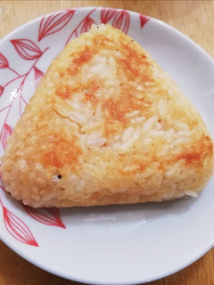 チーズ入りで絶品!焼きおにぎり-レシピのメイン写真