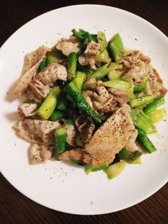 簡単☆豚肉とアスパラガスの塩バター炒め-レシピのメイン写真