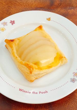 冷凍パイシートで洋梨のクリームチーズパイ-レシピのメイン写真