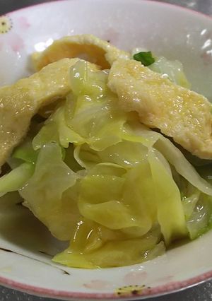 我家の定番キャベツとお揚げのゴマラー炒め-レシピのメイン写真
