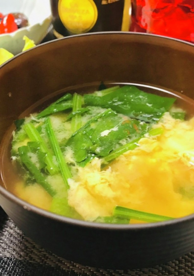 今日のお味噌汁はほうれん草と卵のお味噌汁-レシピのメイン写真