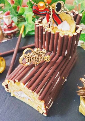 簡単♪ポッキーdeブッシュ・ド・ノエル-レシピのメイン写真