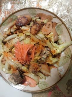 サバの水煮缶と魚肉ソーセージで野菜炒め。-レシピのメイン写真