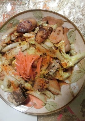 サバの水煮缶と魚肉ソーセージで野菜炒め。-レシピのメイン写真