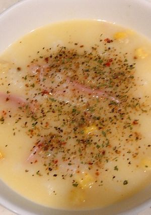 熱湯を注ぐだけ、ベーコンコーンスープご飯-レシピのメイン写真