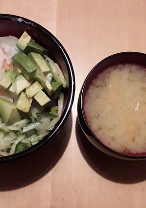 簡単時短!スモークサーモン&アボガド丼-レシピのメイン写真