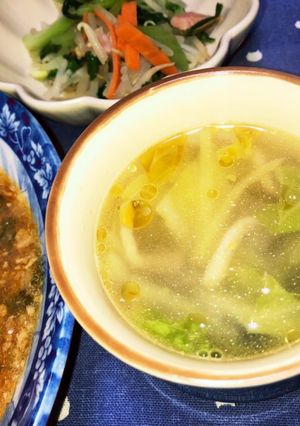 簡単あと1品　生姜と白菜とキノコのスープ-レシピのメイン写真