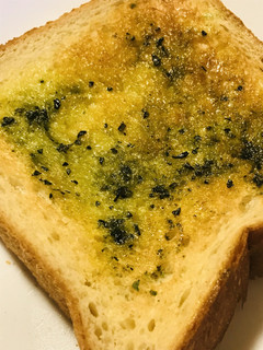 バター&オリーブ油のジェノベーゼトースト-レシピのメイン写真